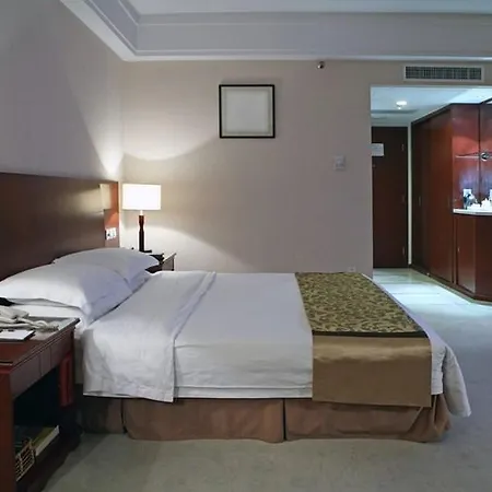 Gq & Club - Adults Only Hotel